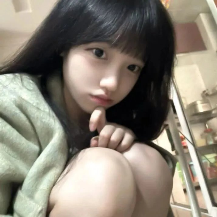 最近，我的妹妹有点怪
